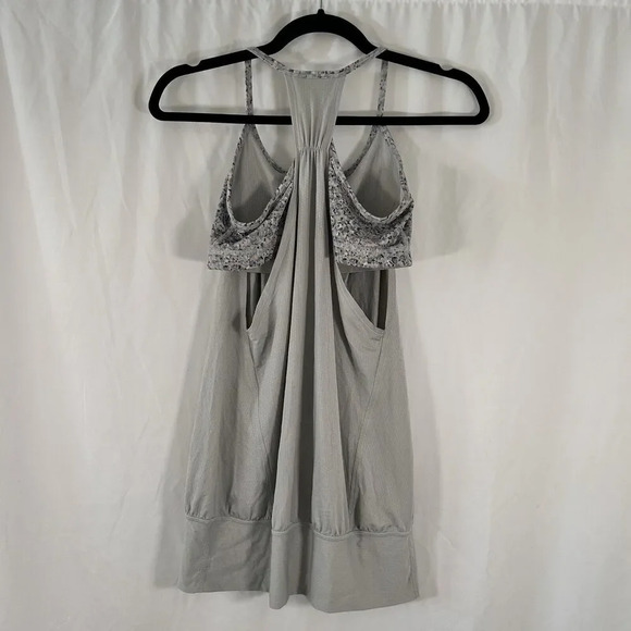 Lululemon Tank Sports Bra Women's 6 Grey Floral Pull On Lightweight Unpadded - Picture 4 of 8